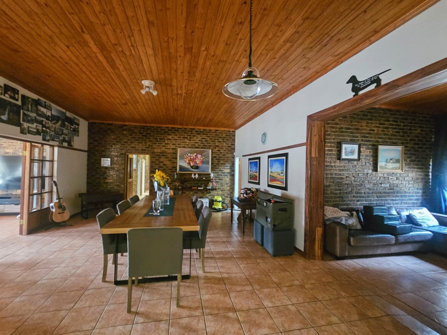 3 Bedroom Property for Sale in Lindequesdrif North West